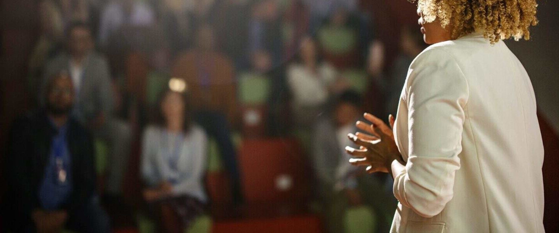 Oral Advocacy and Public Speaking Skills: Mastering Communication in the Legal Field